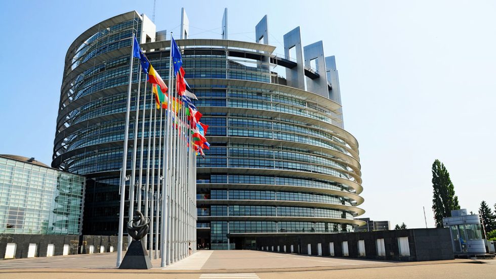 «Ευελιξία», αλλά όχι για την κοινωνία